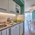 Pierre & Le Chant Des Oiseaux Aparthotel 3*