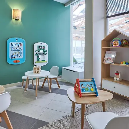 Pierre & Le Chant Des Oiseaux Apart Otel Courseulles-sur-Mer