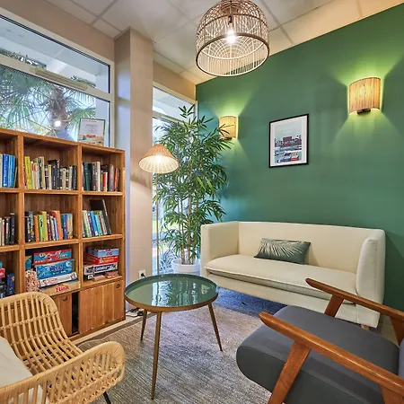 Pierre & Le Chant Des Oiseaux