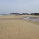Pierre & Le Chant Des Oiseaux Lejlighedshotel Courseulles-sur-Mer