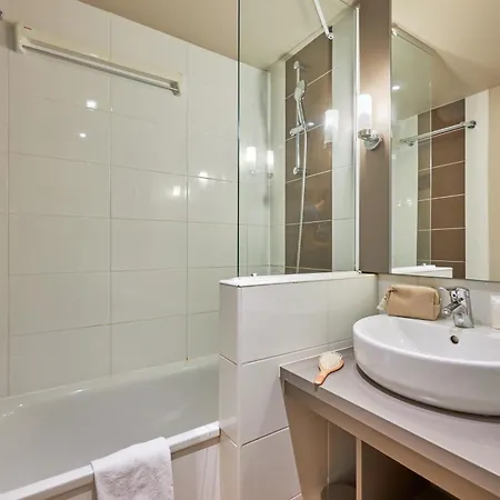 Pierre & Le Chant Des Oiseaux Aparthotel 3*
