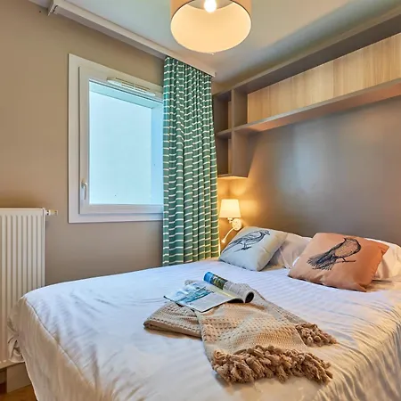Aparthotel Pierre & Le Chant Des Oiseaux 3*