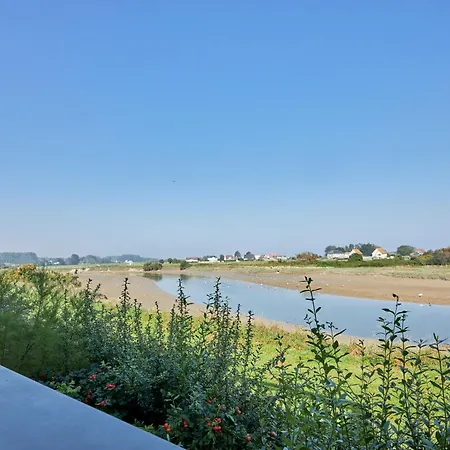 皮瑞&瓦卡恩斯乐茶特德斯奥斯克斯酒店 公寓式酒店 3*