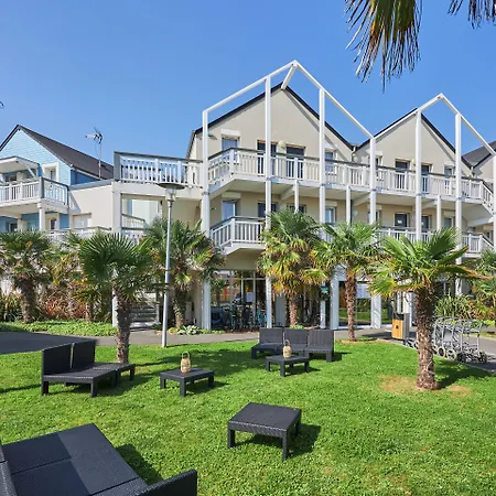 Pierre & Le Chant Des Oiseaux Hotel apartamentowy 3*