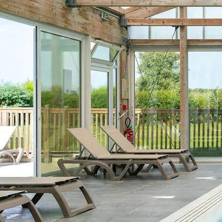 Lejlighedshotel Pierre & Le Chant Des Oiseaux 3*