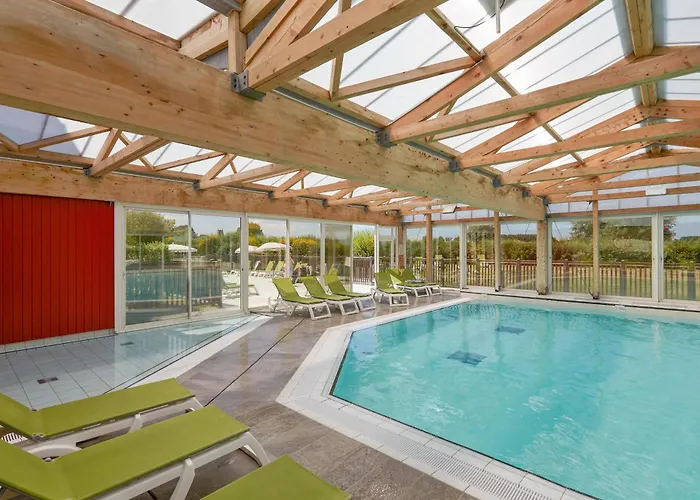 皮瑞&瓦卡恩斯乐茶特德斯奥斯克斯酒店 3*