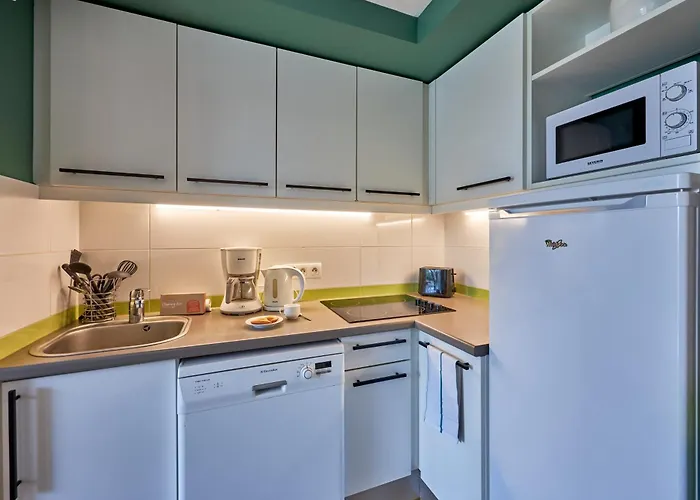 Pierre & Le Chant Des Oiseaux Aparthotel Courseulles-sur-Mer