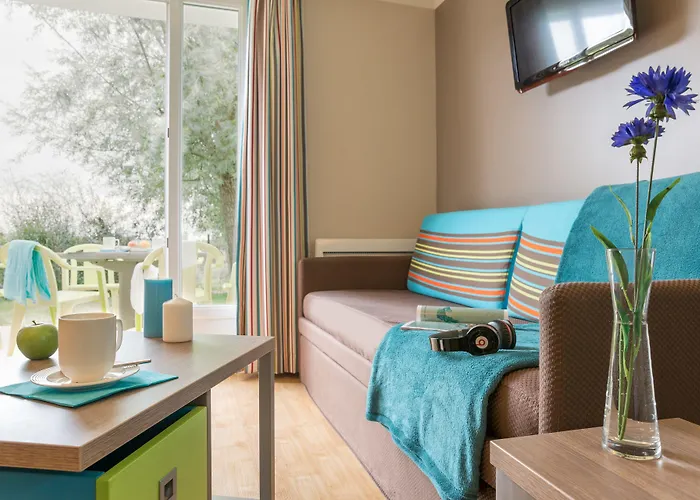 皮瑞&瓦卡恩斯乐茶特德斯奥斯克斯酒店 3* 库尔瑟勒·苏尔·梅尔