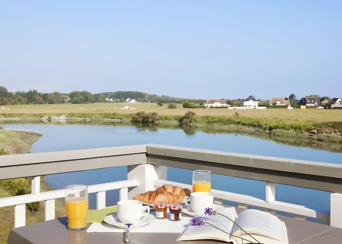 Pierre & Le Chant Des Oiseaux Lägenhetshotell