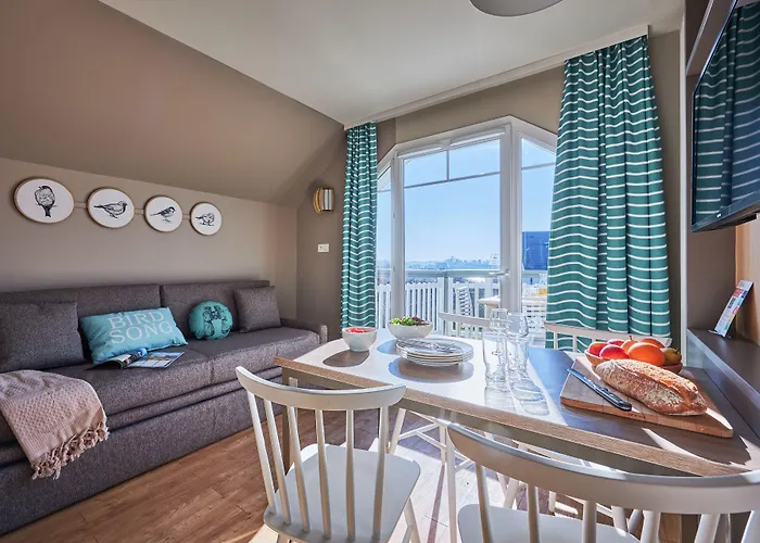 Pierre & Le Chant Des Oiseaux