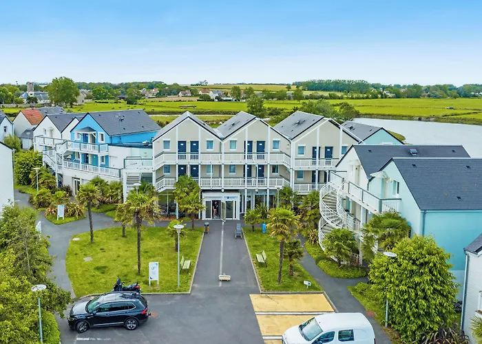 皮瑞&瓦卡恩斯乐茶特德斯奥斯克斯酒店 库尔瑟勒·苏尔·梅尔