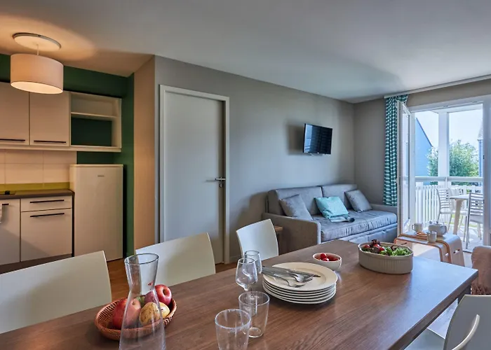 Pierre & Le Chant Des Oiseaux Aparthotel Courseulles-sur-Mer