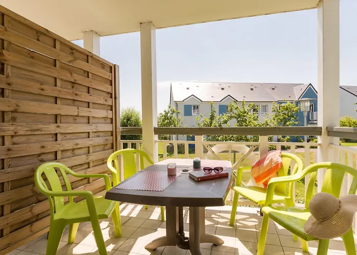 皮瑞&瓦卡恩斯乐茶特德斯奥斯克斯酒店 库尔瑟勒·苏尔·梅尔